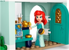 LEGO® I Disney Princess™ 43246: Disney Princess Market Adventure