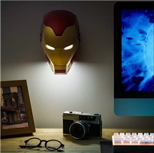 Lampa Marvel Iron Man mask desktop / wall light (high: 22 cm) (SLEVA)